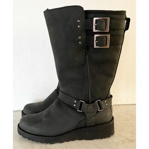 UGG Black Sheepskin Mid-Calf Buckled Boot 6 New